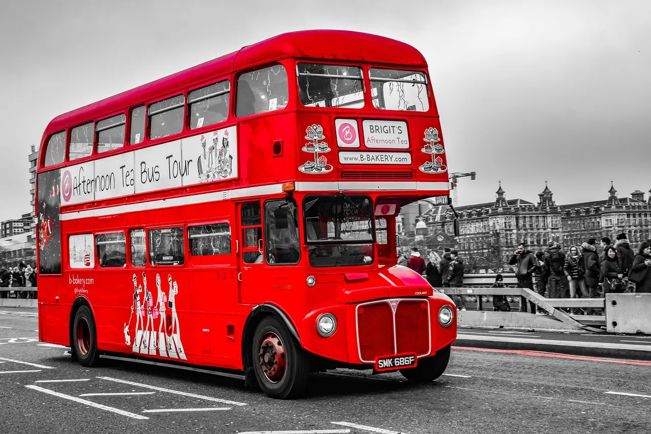 bus-3913228_1280