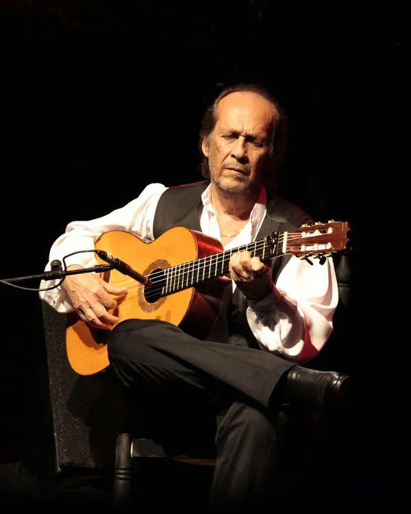 727359©PACO MANZANO