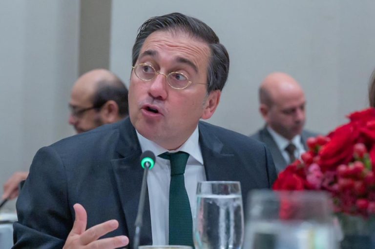 España llama a la «desescalada» tras el ataque a Venezuela
