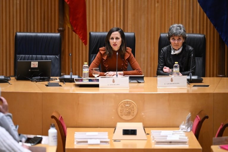 Belarra recrimina al PSOE instalar la “mentira” de que sanidad pública y privada son compatibles