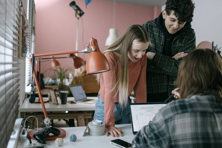 Impulso imparable al emprendimiento juvenil en Córdoba para 2026 Emprendimiento Juvenil