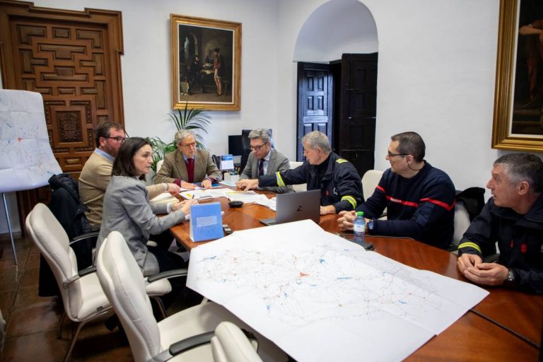 Alerta Máxima: Temporal en Córdoba y Dispositivo de Emergencia Reunión Emergencias Temporal en Córdoba