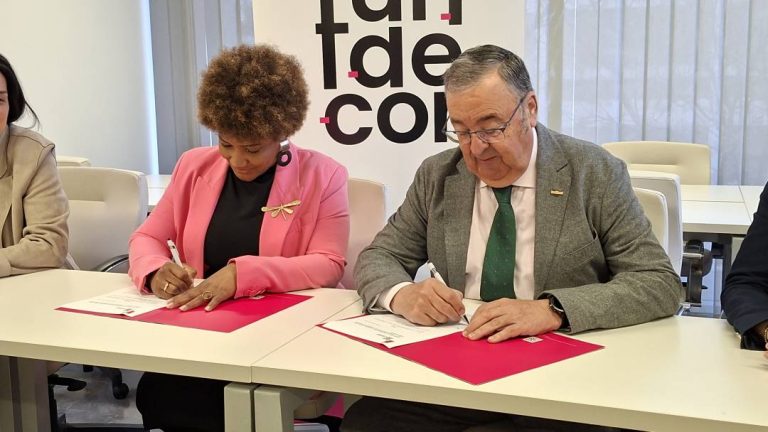 Liderazgo femenino imparable: una alianza que transforma Córdoba Liderazgo Femenino Mujer Y Poder y Fundecor
