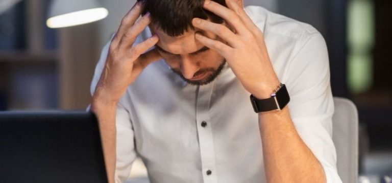 El 78,5 % de los docentes andaluces no se siente reconocido en su labor y casi el 65 % ha sufrido agresiones, según una encuesta de CSIF