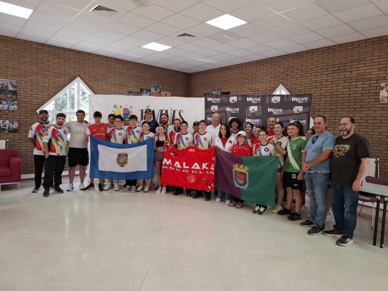 Arco Club Malaka impulsa la tecnificación de sus jóvenes arqueros en Mollina