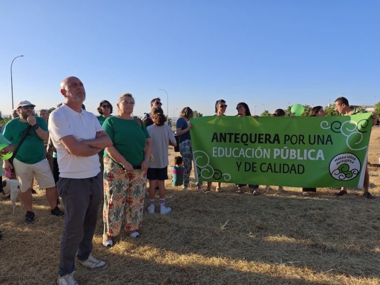Ernesto Alba avisa a Moreno Bonilla: “o cumple con la educación pública o una Marea Verde va a inundar Andalucía en otoño”