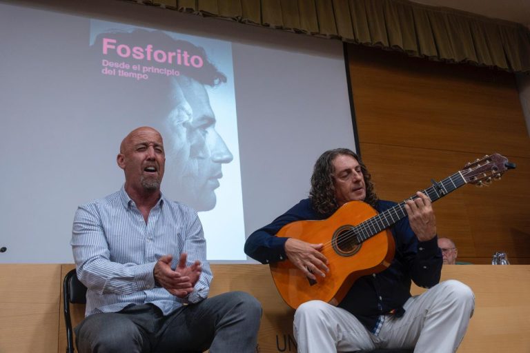 Fundación Málaga colabora en la edición del libro Fosforito. Desde el principio del tiempo